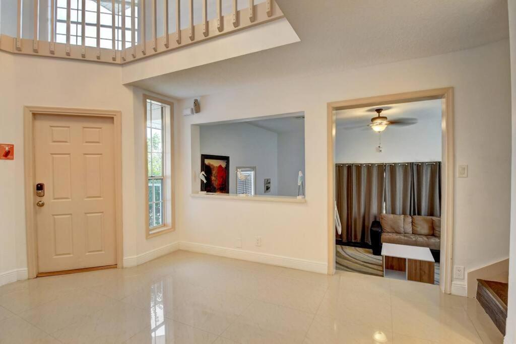5 Bedroom Mansion With Pool And Non-Heated Jacuzzi Games In 波因顿海滩 外观 照片
