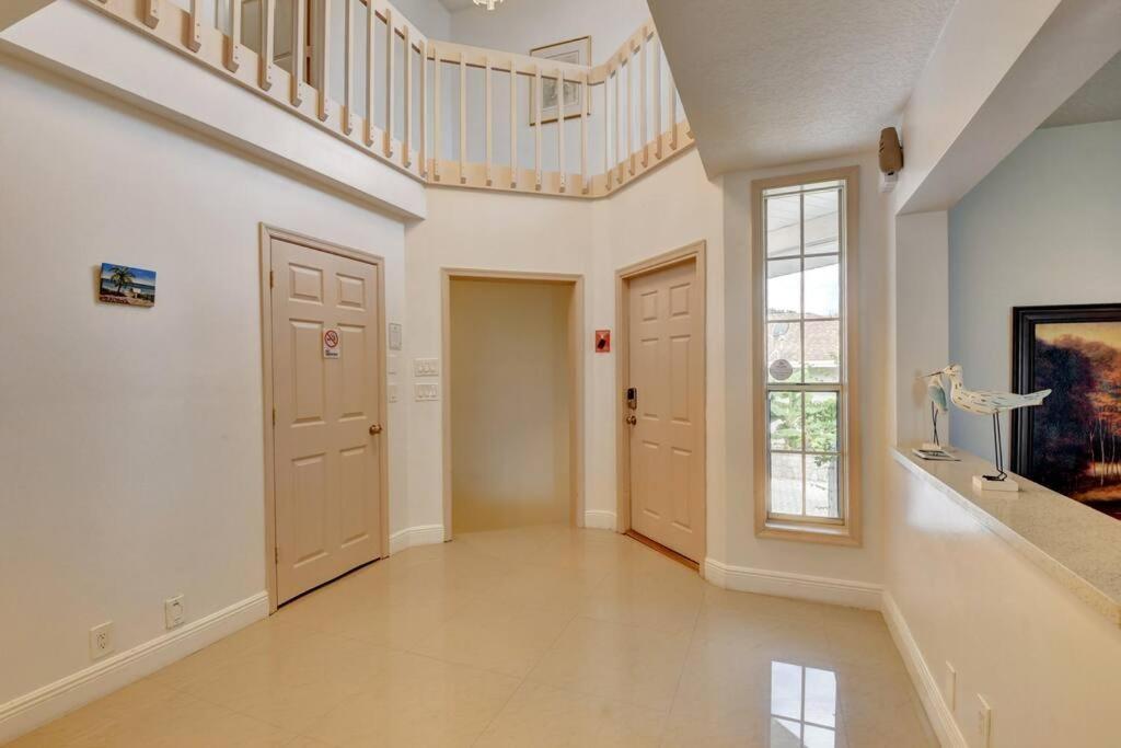 5 Bedroom Mansion With Pool And Non-Heated Jacuzzi Games In 波因顿海滩 外观 照片