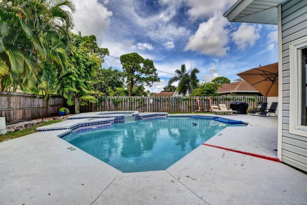 5 Bedroom Mansion With Pool And Non-Heated Jacuzzi Games In 波因顿海滩 外观 照片