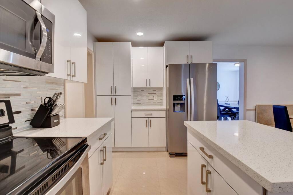 5 Bedroom Mansion With Pool And Non-Heated Jacuzzi Games In 波因顿海滩 外观 照片