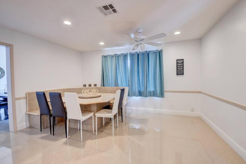 5 Bedroom Mansion With Pool And Non-Heated Jacuzzi Games In 波因顿海滩 外观 照片